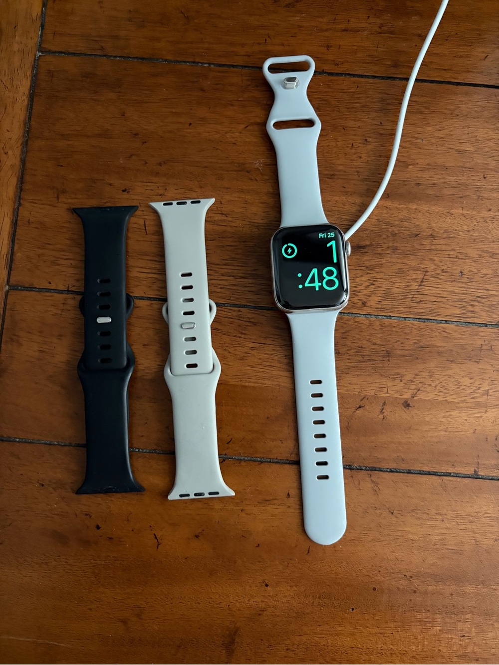 Apple Watch Series 5 44mm Stainless Steel GPS + LTE